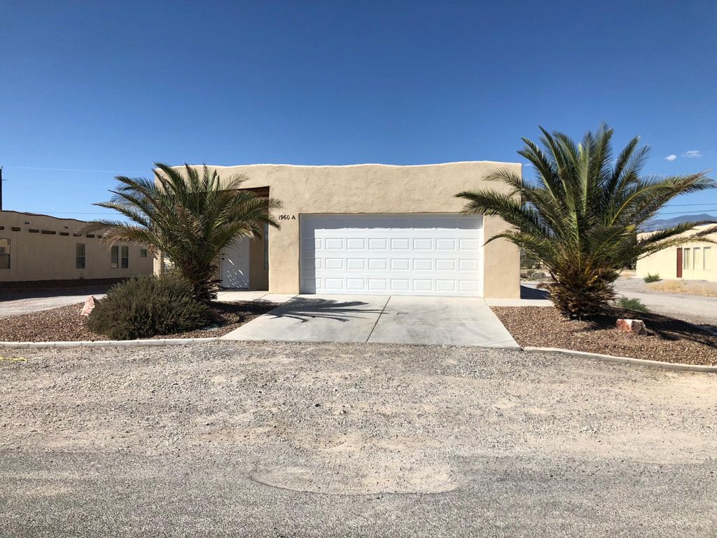 1960 E Ambush St, Pahrump, NV 89048