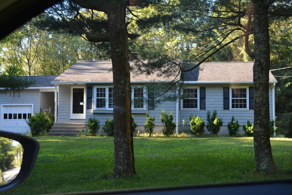 2578 Division Rd, East Greenwich, RI 02818 Trulia