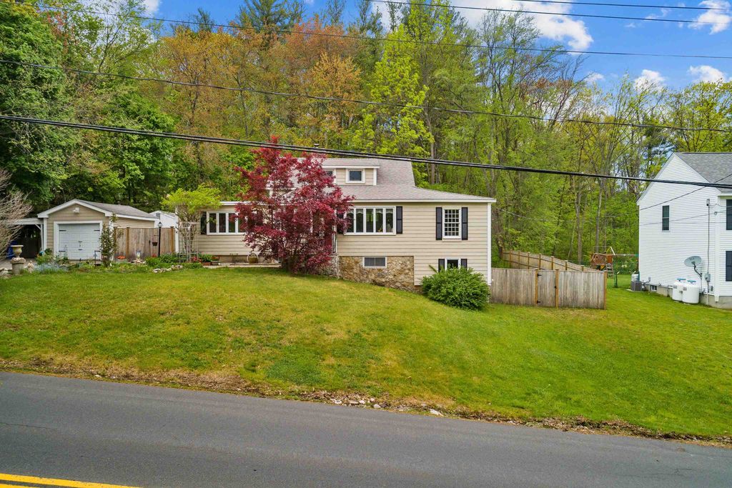 192 Arah Street, Manchester, NH 03104