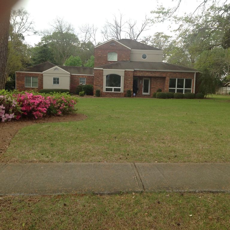 571 Lumpkin St, Cuthbert, GA 39840 Trulia