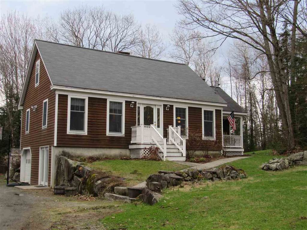 19 Blackberry Ln, Lancaster, NH 3 Bed, 2 Bath SingleFamily Home 31
