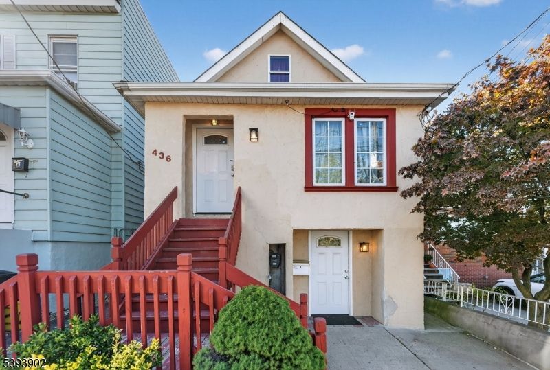 436 Cliff St, Fairview, NJ 07022