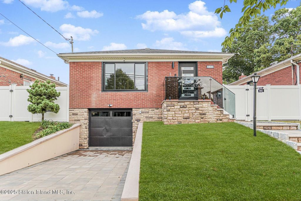236 Amber St, Staten Island, NY 10306 MLS# 2505754 Trulia