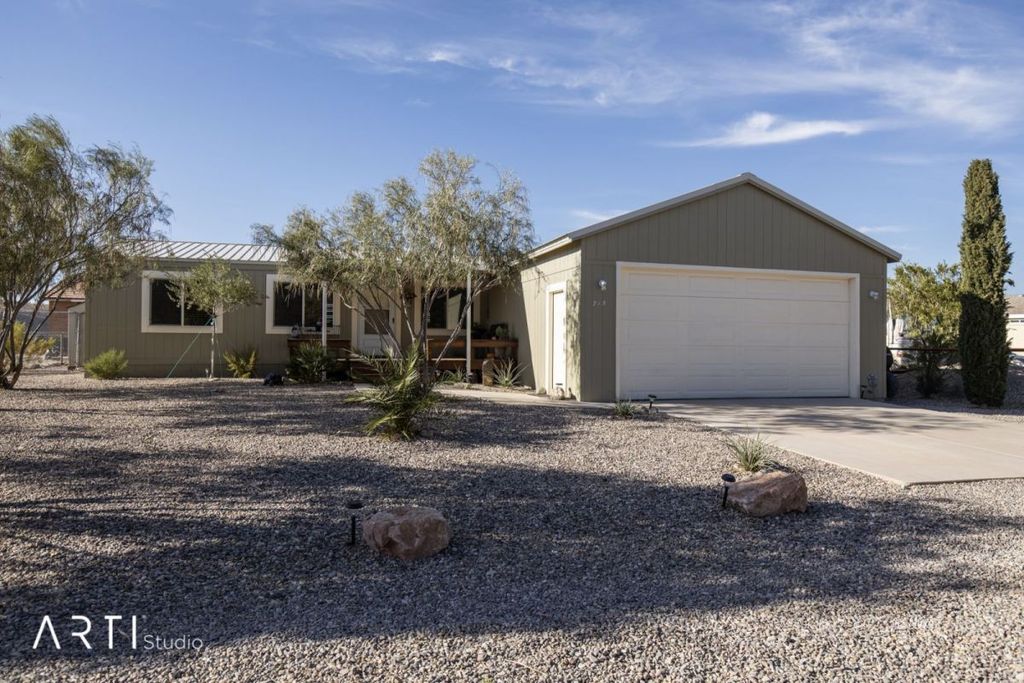 715 Flagstaff Dr, Littlefield, AZ 3 Bed, 1.8 Bath SingleFamily Home