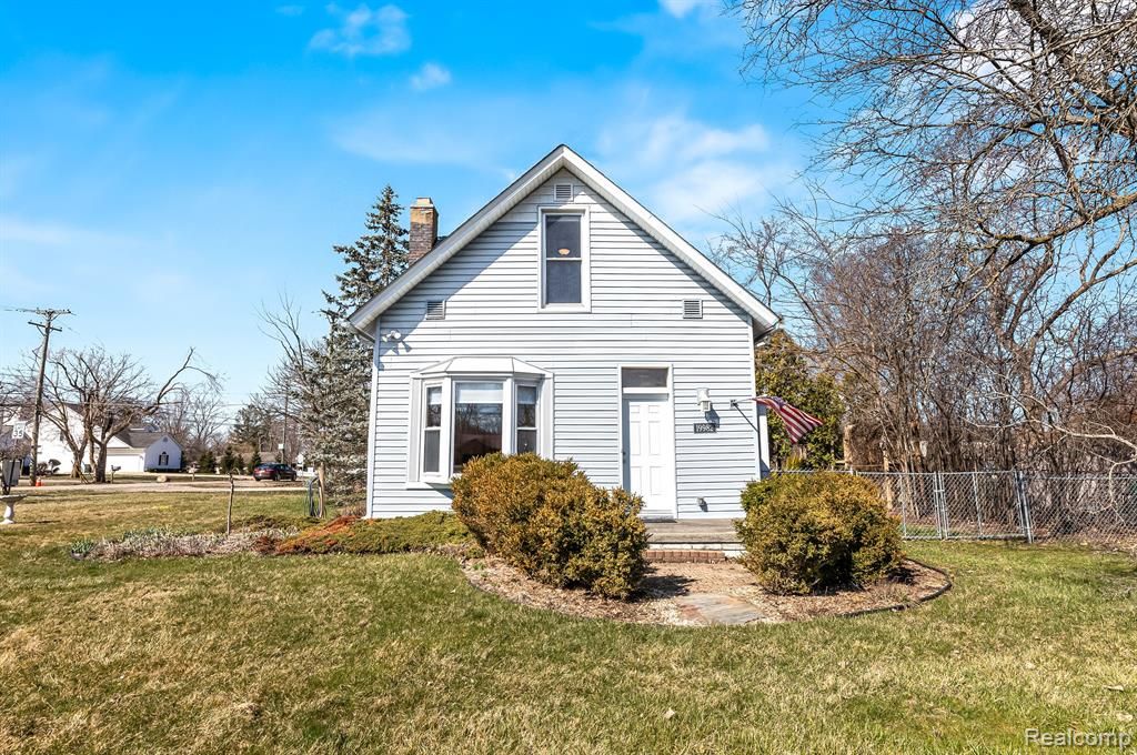 19982 Meridian Rd, Grosse Ile, MI 48138 Trulia