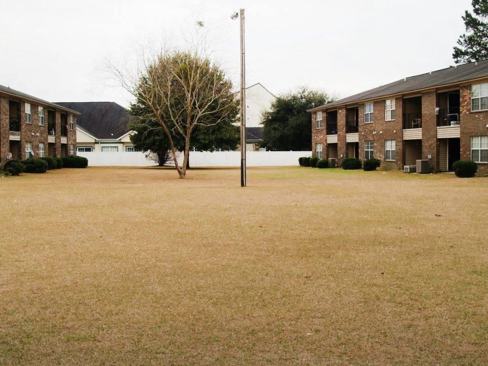 1036 Dutchtown Rd, Savannah, GA 31419