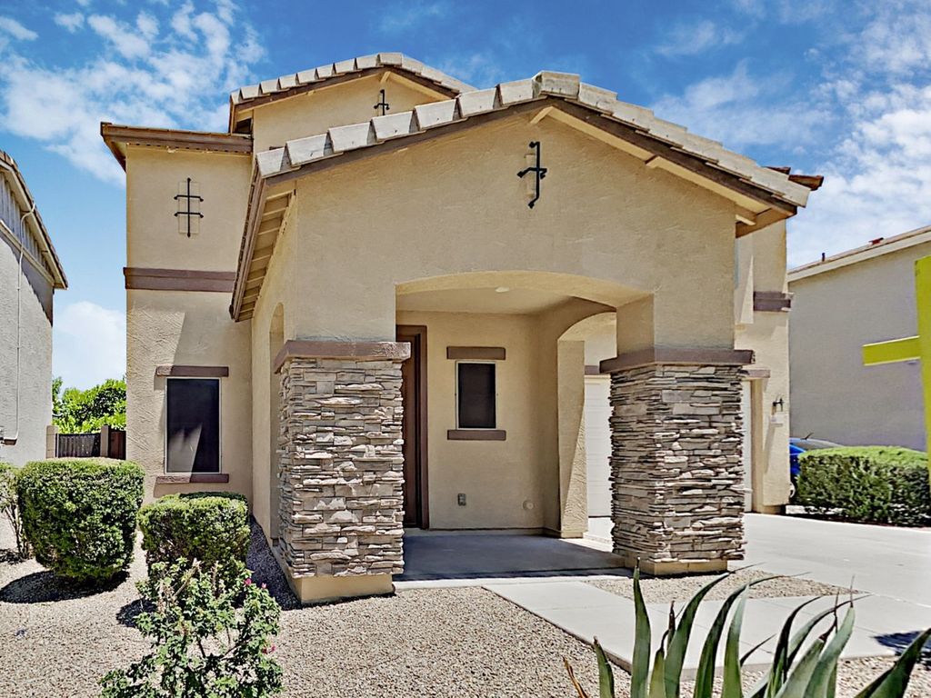 22019 S 211th St, Queen Creek, AZ 85142