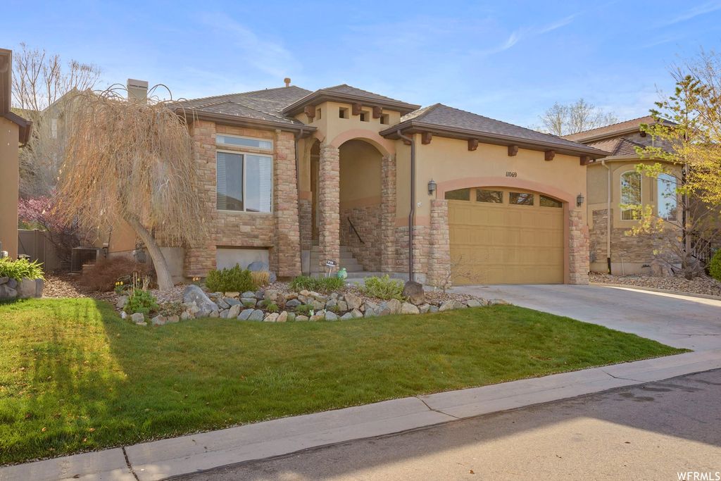 11069 S Cadbury Dr, South Jordan, UT 84095