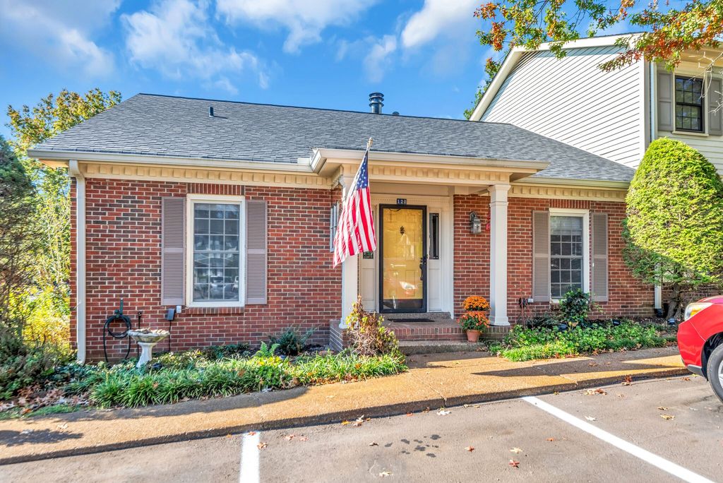 120 Brentwood Poin, Brentwood, TN 37027