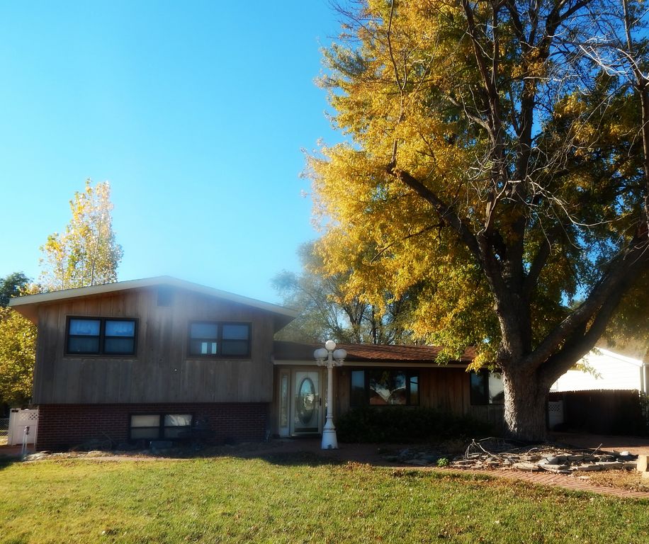 407 W 16th St, Larned, KS 67550 Trulia