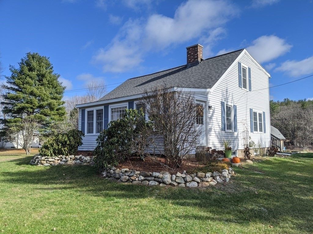 81 South St, Williamsburg, MA 3 Bed, 2 Bath SingleFamily Home 20