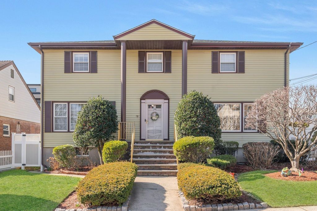 28 Grant Ave, Cliffside Park, NJ 07010 Trulia