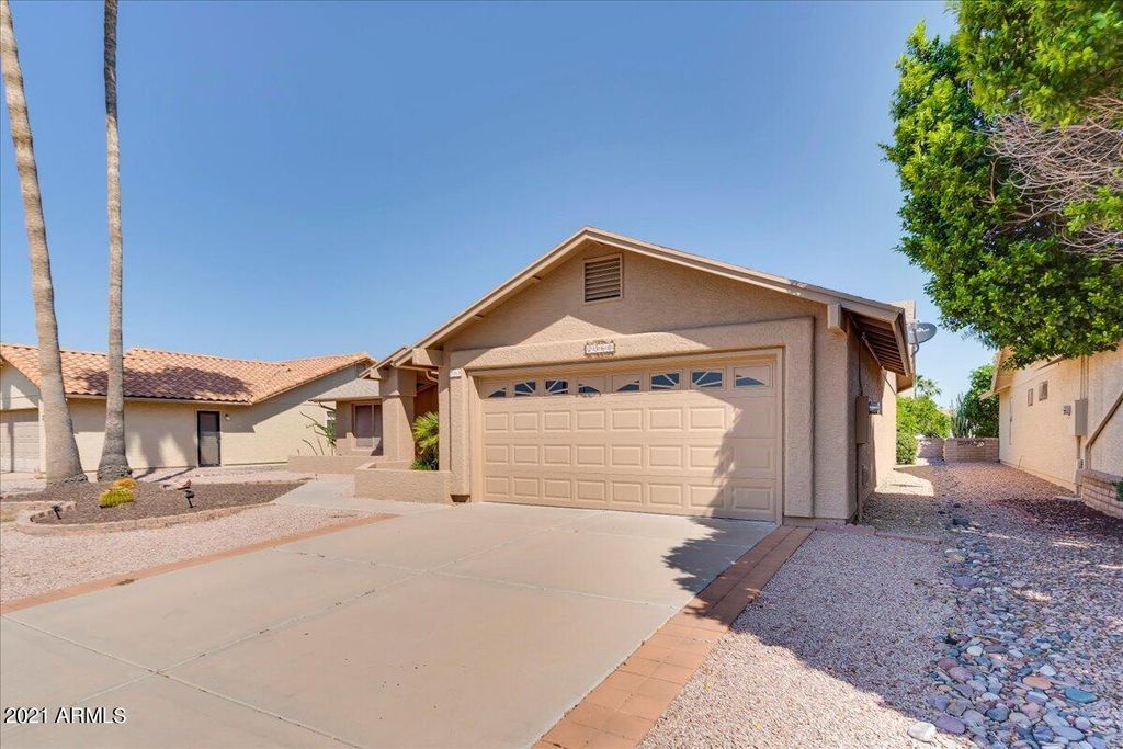 2360 Leisure World Blvd, Mesa, AZ 85206