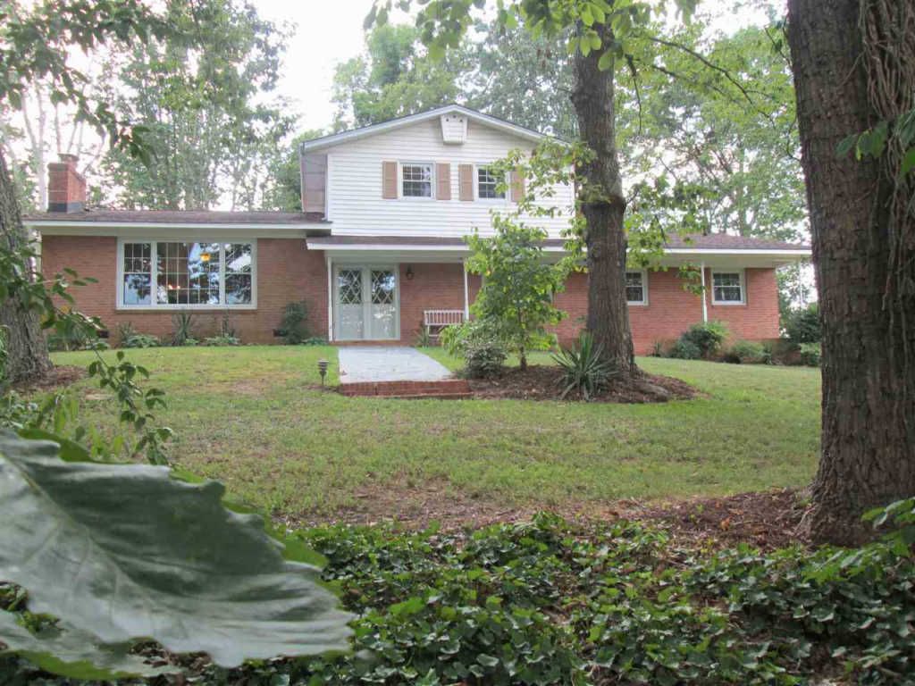 1402 E Frederick St, Gaffney, SC 29340 Trulia