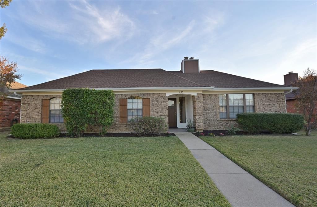 609 Thompson Dr, Coppell, TX 75019