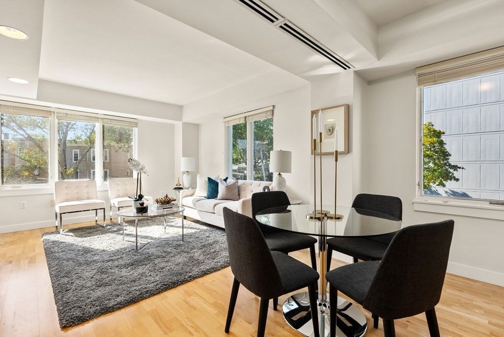 369 Franklin St #301, Cambridge, MA 02139
