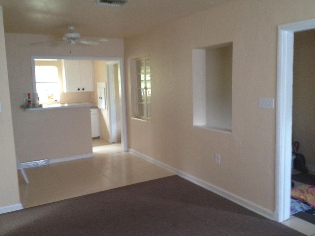 1671 Laura St, Clearwater, FL 33755