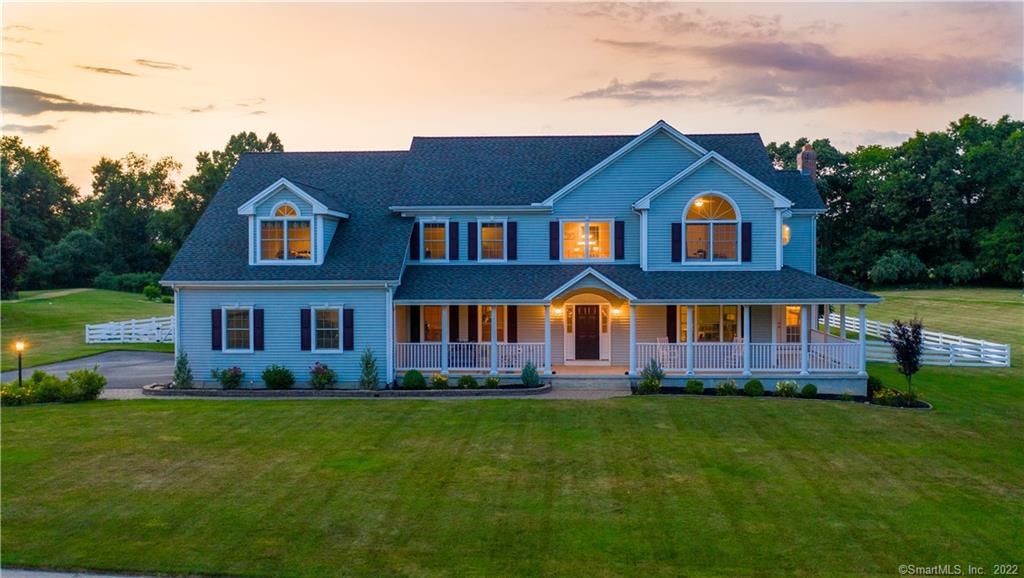 19 Vintage Ln, South Windsor, CT 06074