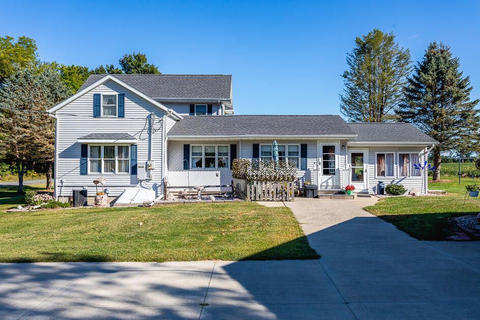 11227 Pulaski Rd, Hanover, MI 49241