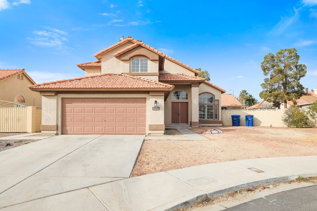 5525 Tincup Dr, Las Vegas, NV 89130