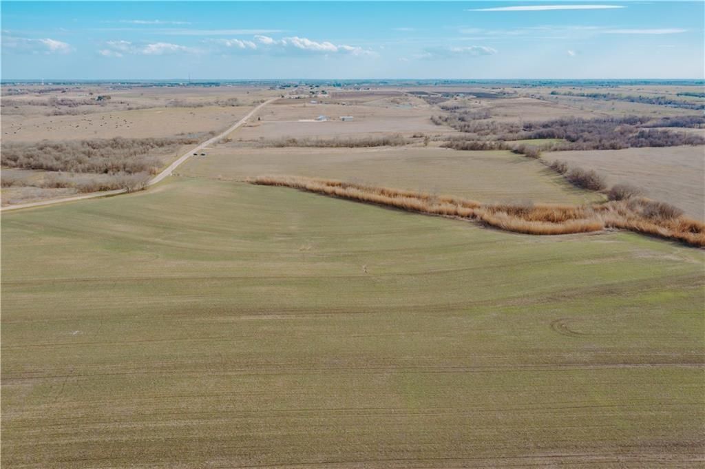 County Road 421, Taylor, TX 76574