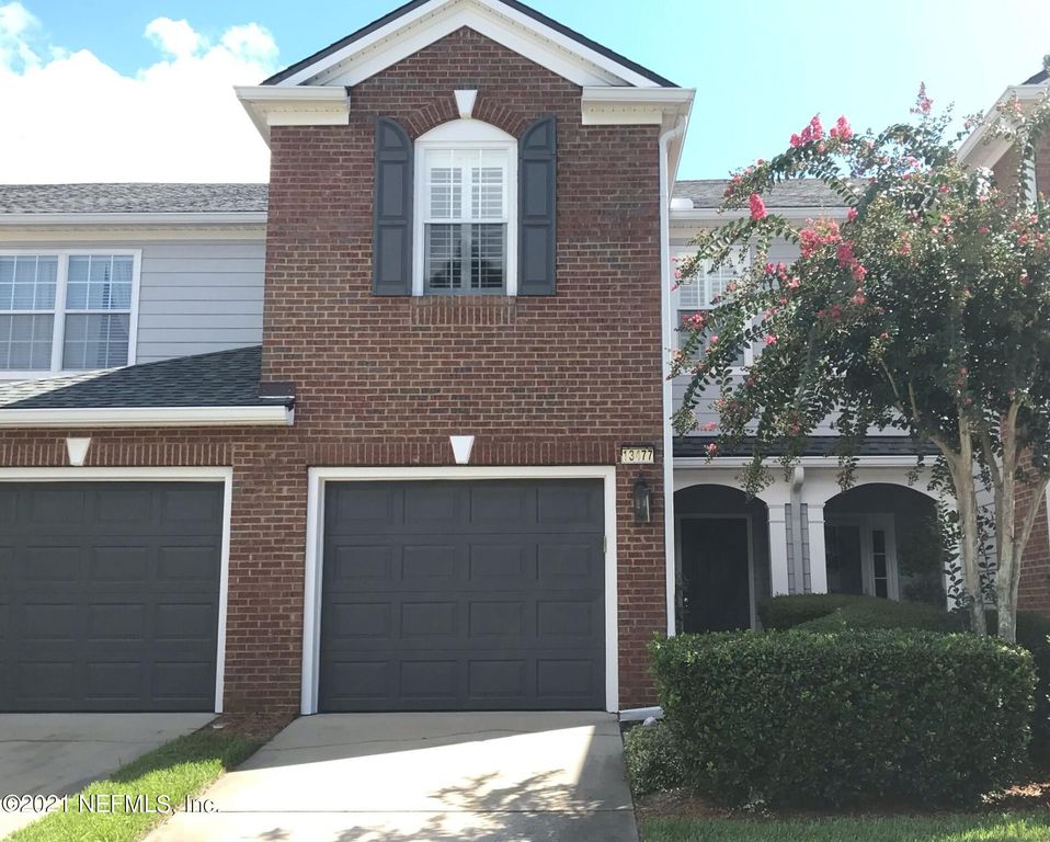 13477 Stone Pond Dr, Jacksonville, FL 32224