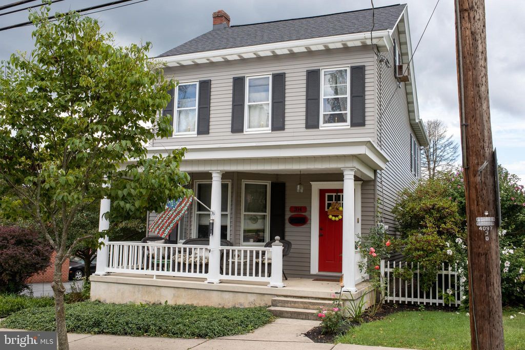 314 S Liberty St, Orwigsburg, PA 17961