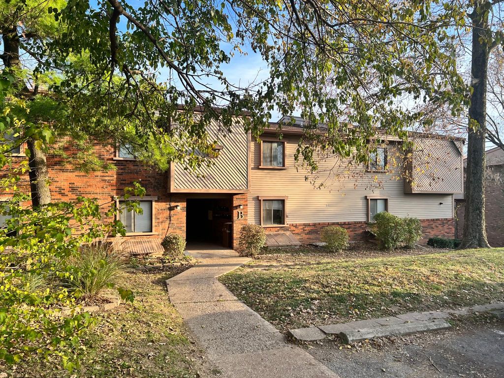 Woodhenge Apartments Collinsville, IL Trulia