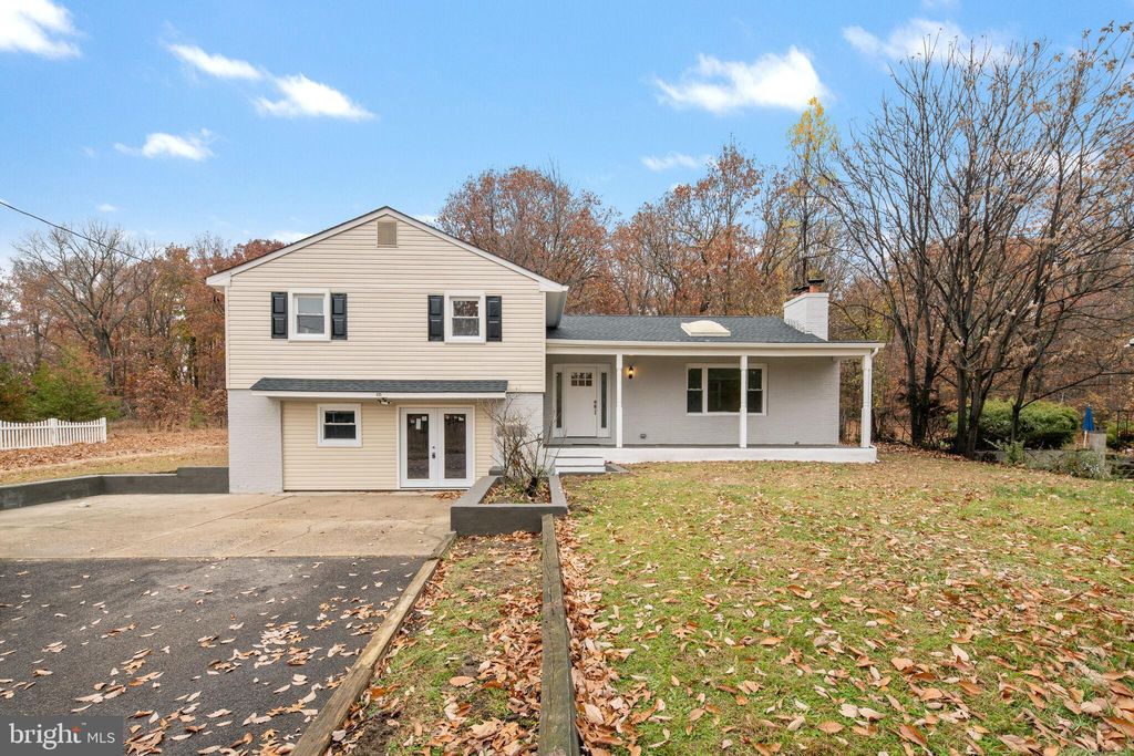 435 Ellis Ave, Lawnside, NJ 08045