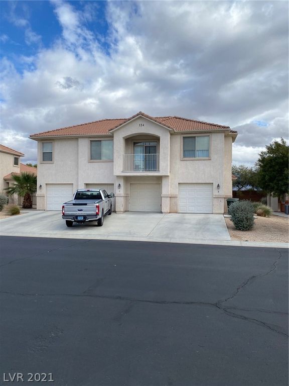 134 Shade Tree Ln #B, Mesquite, NV 89027