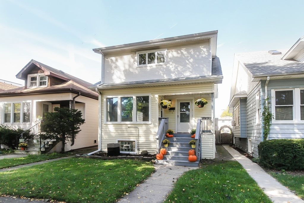 5322 N Lieb Ave, Chicago, IL 60630