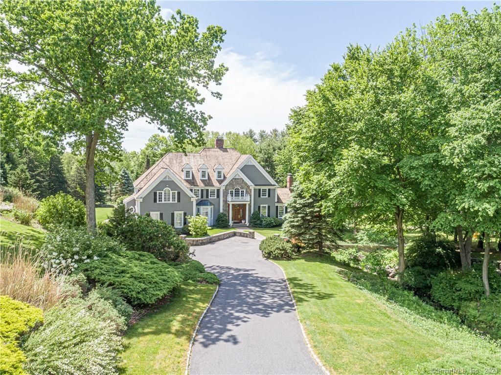 1 Spruce Meadow Ct, Wilton, CT 06897