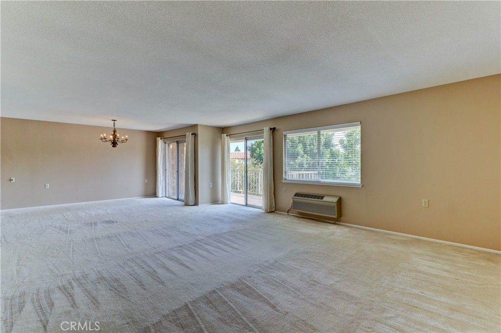 Apartamento en Renta 3 Beds 2 Baths