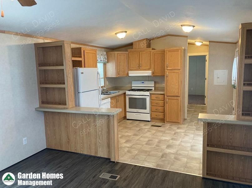 291 N Virginia Ave #25, Penns Grove, NJ 08069