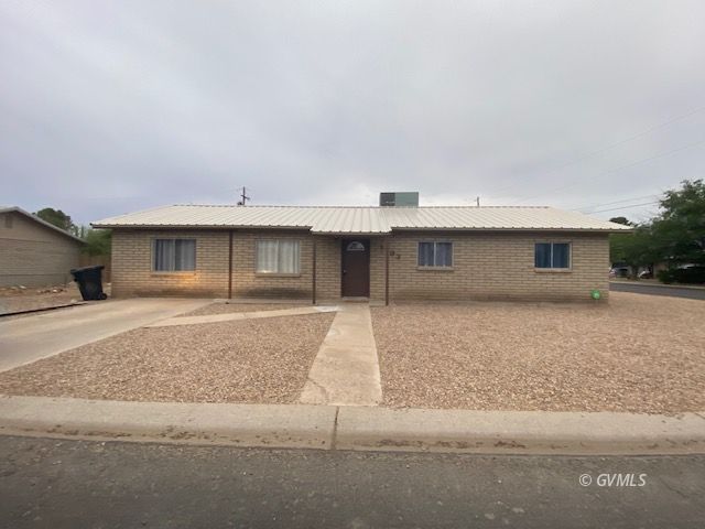1193 W Apricot Loop, Pima, AZ 85546