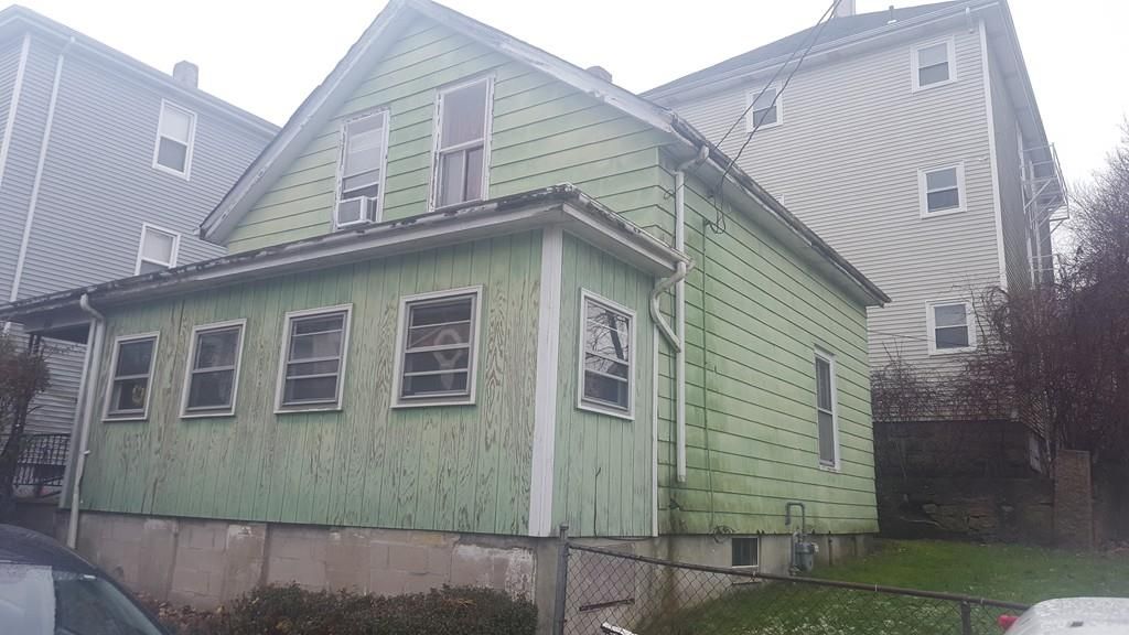 661 3rd St, Fall River, MA 02721
