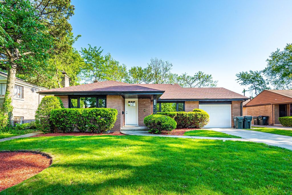 4435 W Greenleaf Ave, Lincolnwood, IL 60712 Trulia