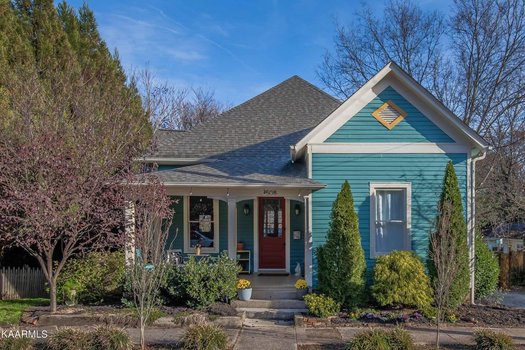 1508 Fremont Pl, Knoxville, TN 37917