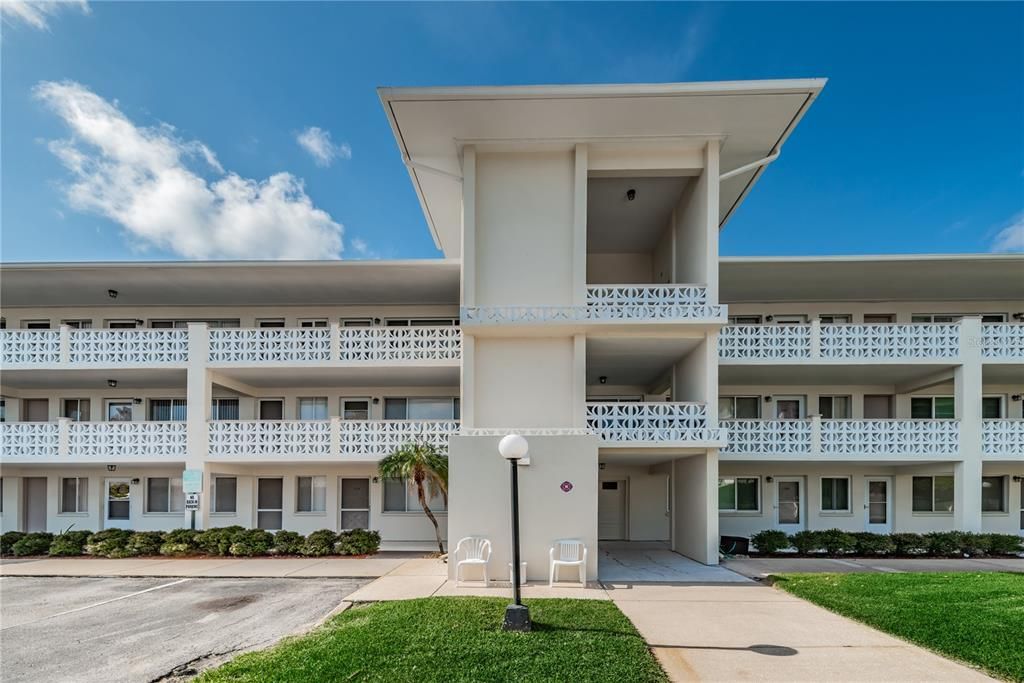 1235 S  Highland Ave #2203, Clearwater, FL 33756