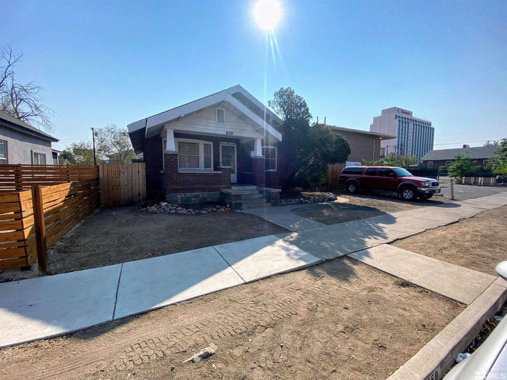 650 Spokane St, Reno, NV 89512