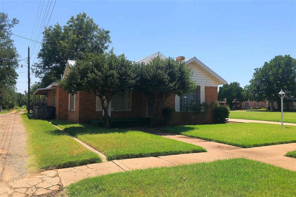 1315 Richards St, Paducah, TX 79248 2 Bed, 2 Bath SingleFamily Home