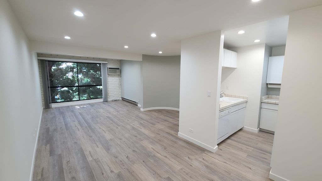 1440 Veteran Ave #302, Los Angeles, CA 90024