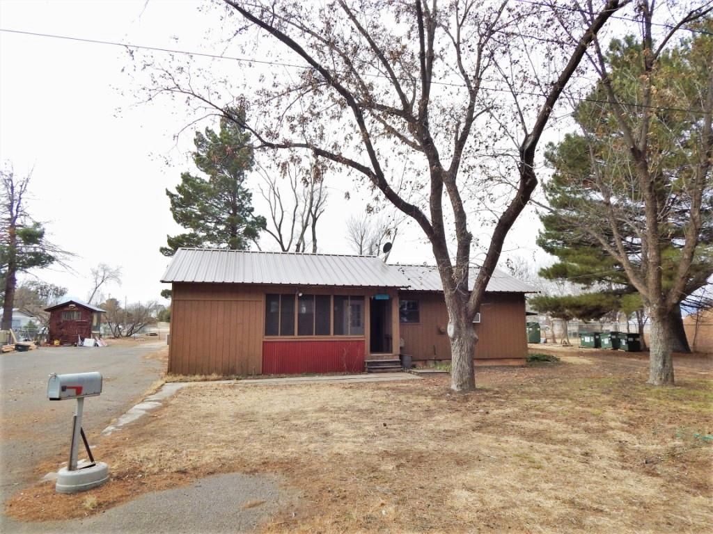 1507 N 3rd St, Alpine, TX 79830