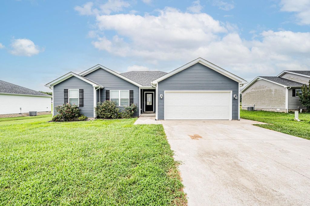 422 Fairbanks Ave, Bowling Green, KY 42101