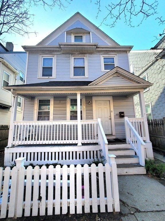703 Washington St, Dorchester, MA 02124