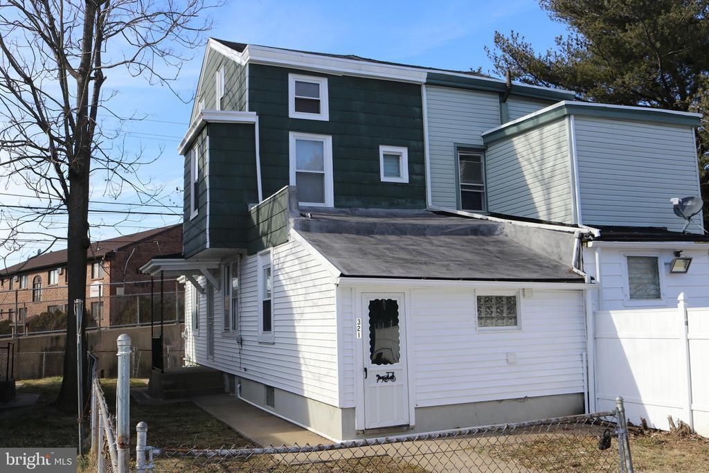 321 S 4th St, Darby, PA 19023 Trulia