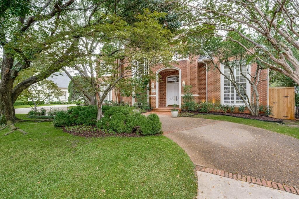 6022 Waggoner Dr, Dallas, TX 75230