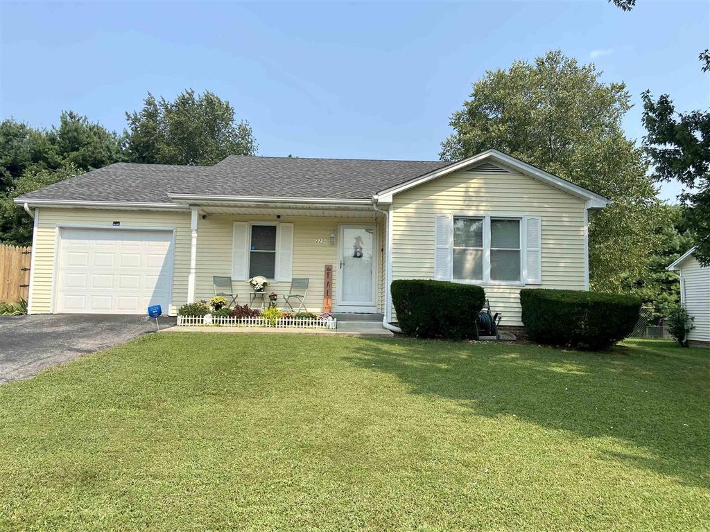 220 Bonaire Ave, Bowling Green, KY 42101