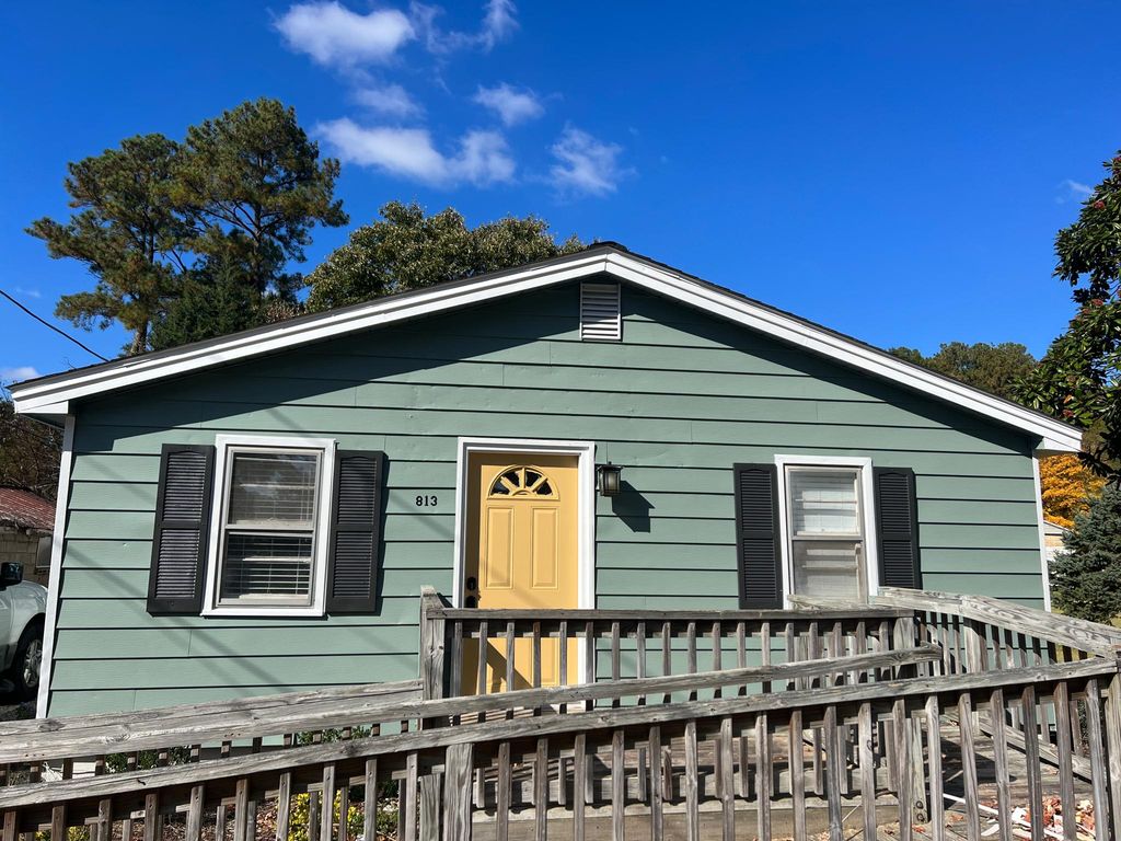 813 N  Franklin St, Wake Forest, NC 27587
