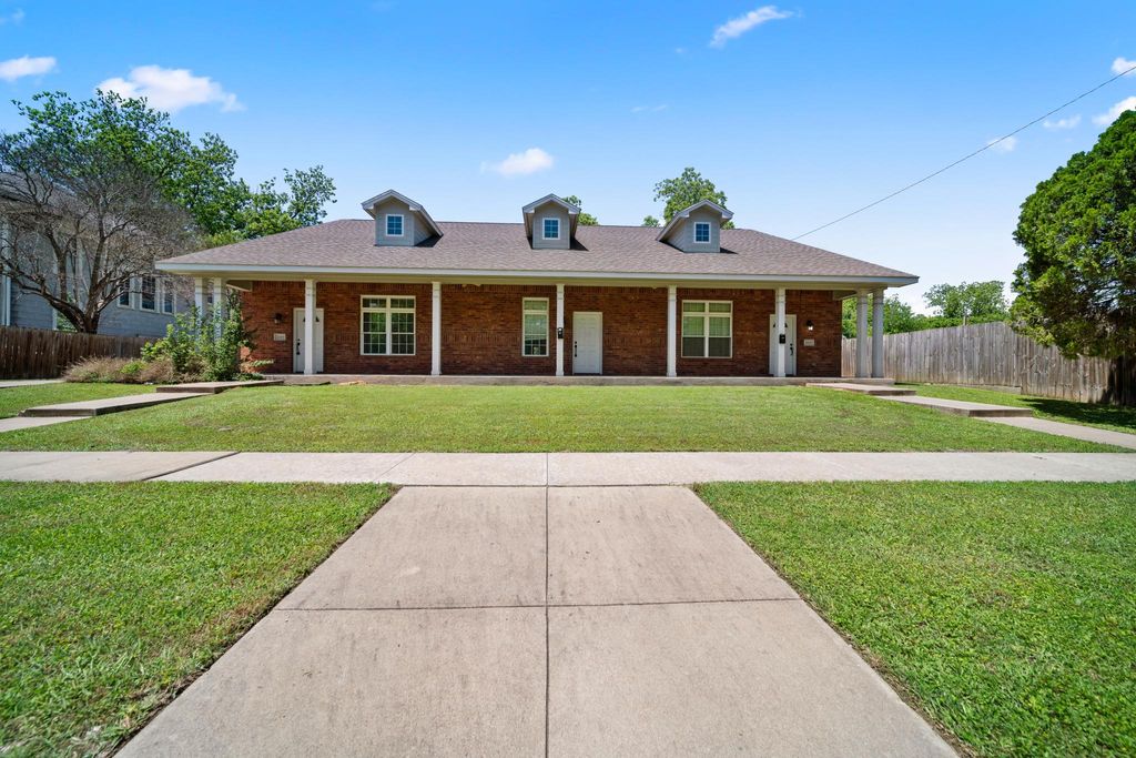 2005B Columbus Ave, Waco, TX 76701